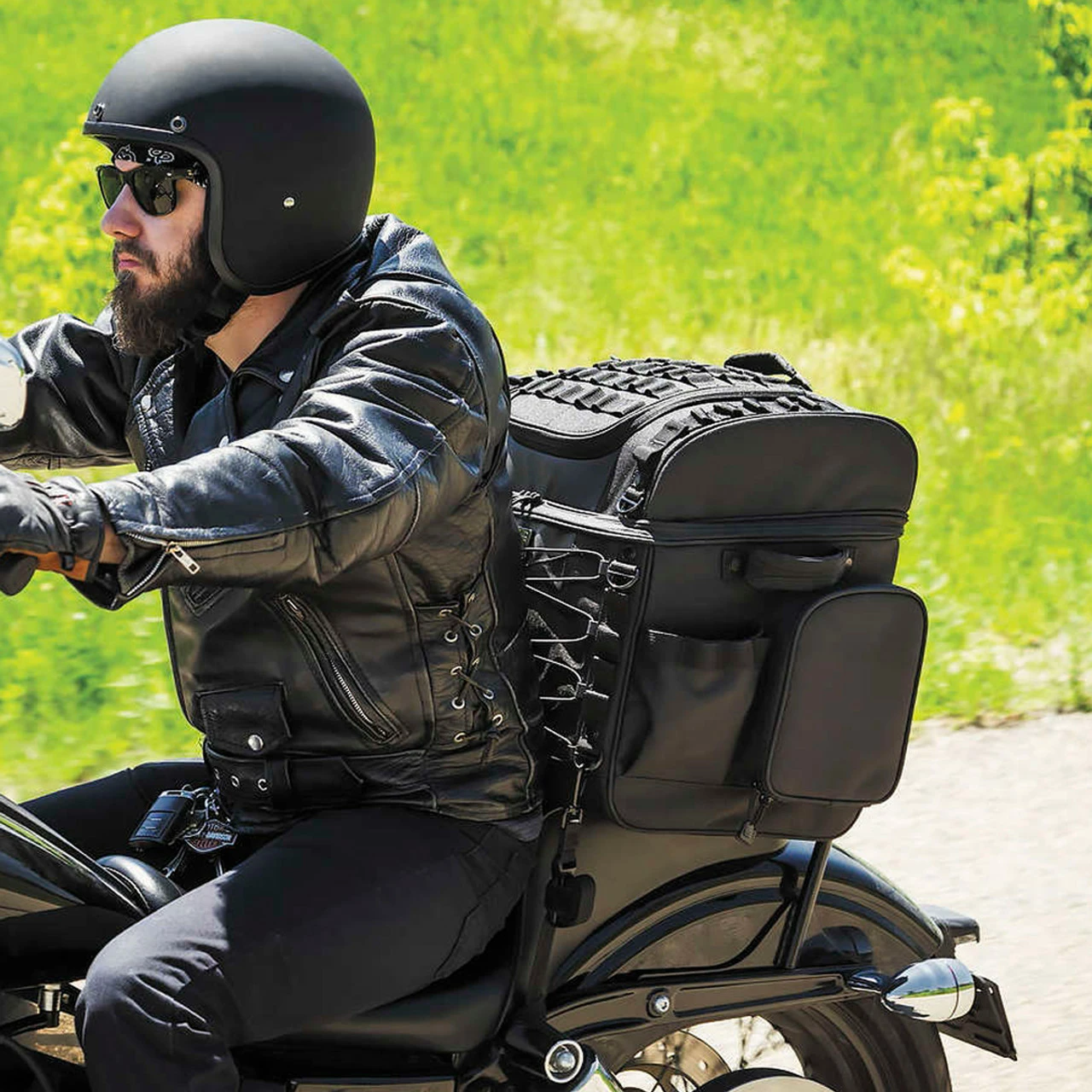 Kuryakyn Momentum Vagabond Bag - Image 7