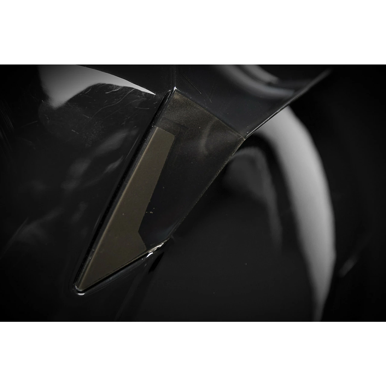 Icon Airframe Pro Gloss Helmet 9 Icon Airframe Pro Gloss Helmet - Image 7