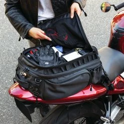 Kuryakyn Momentum Roamer Tail Bag -100 Percent Shop kuryakyn momentum roamer tail bag detail view 8 27298.1590570726